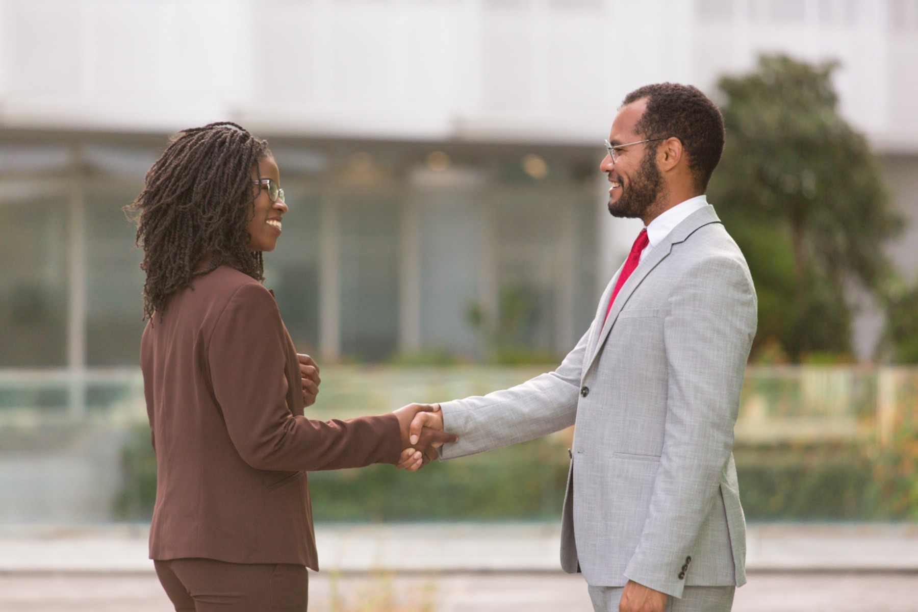 An employer meeting their immigration adviser
